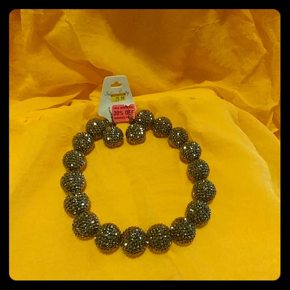 Pewter Shiny ball Necklace.